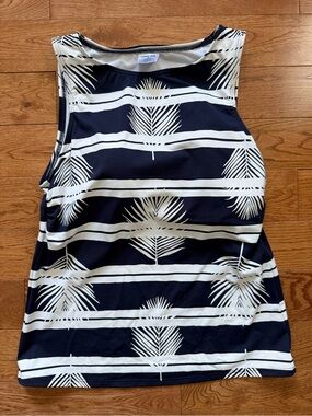 Lands end swim top, size 8P